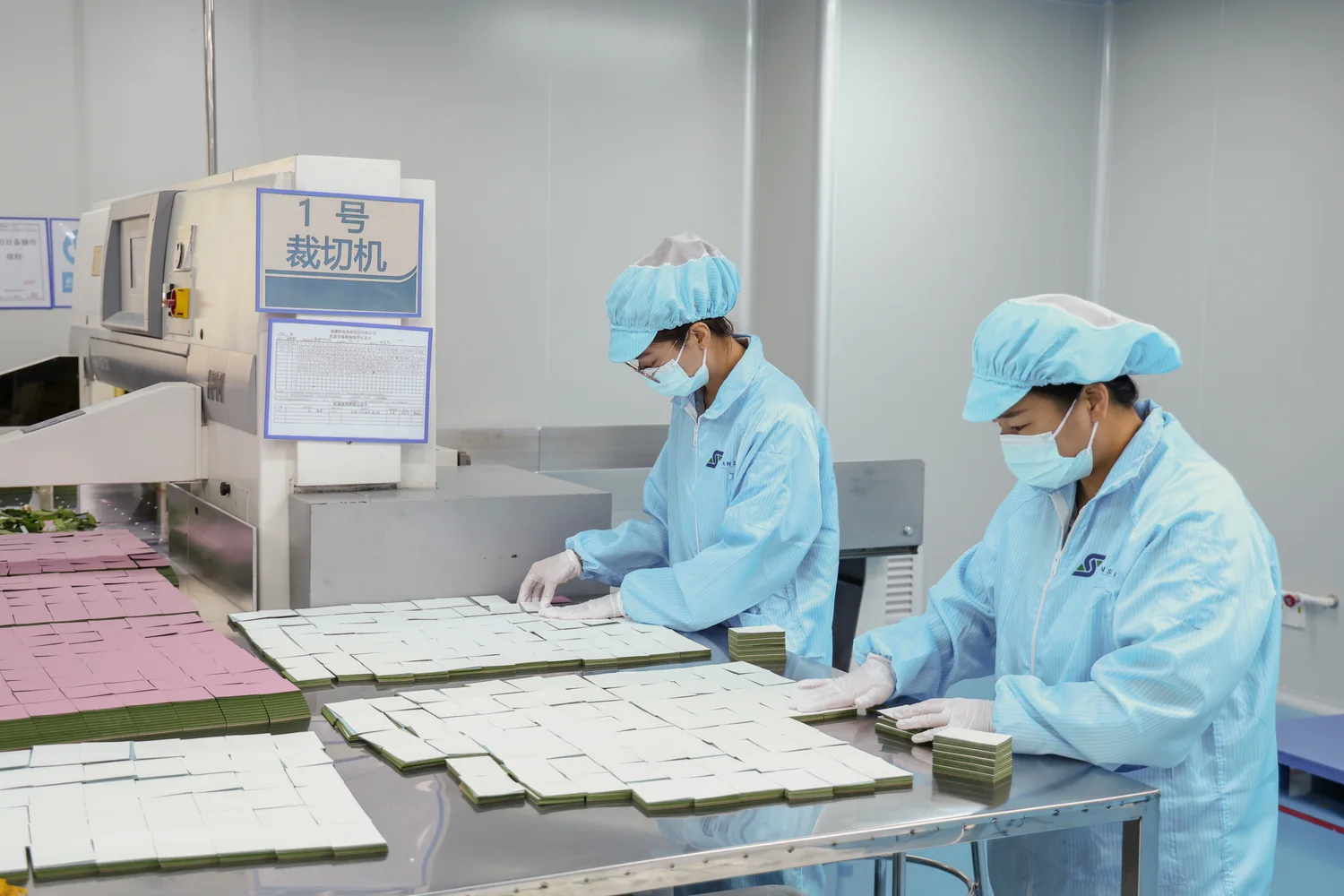 Sheet Cutting Line No.1 in Fujian Cleanroom